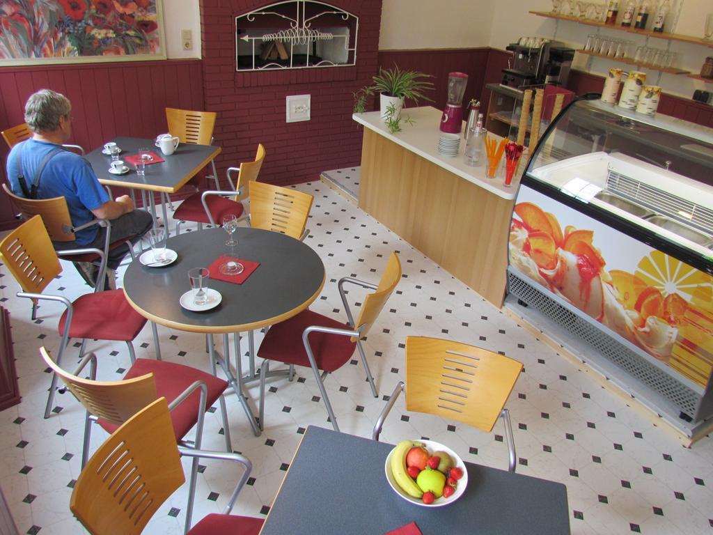 Hotel Stadt Mainz Schwabenheim an der Selz エクステリア 写真