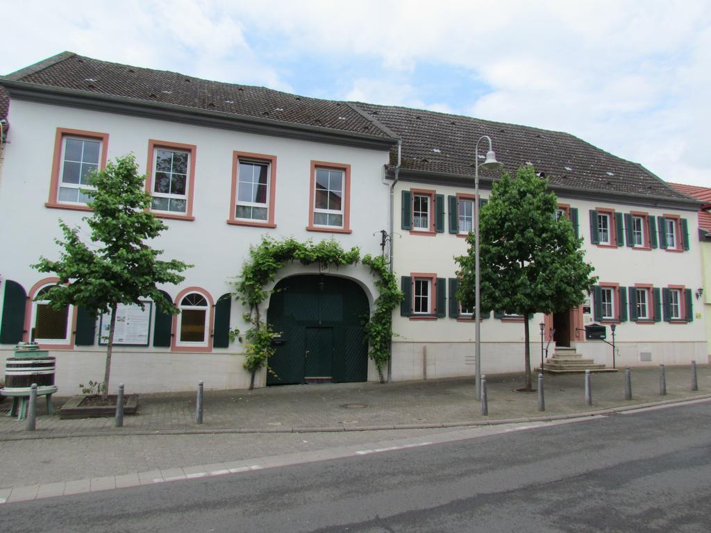 Hotel Stadt Mainz Schwabenheim an der Selz エクステリア 写真