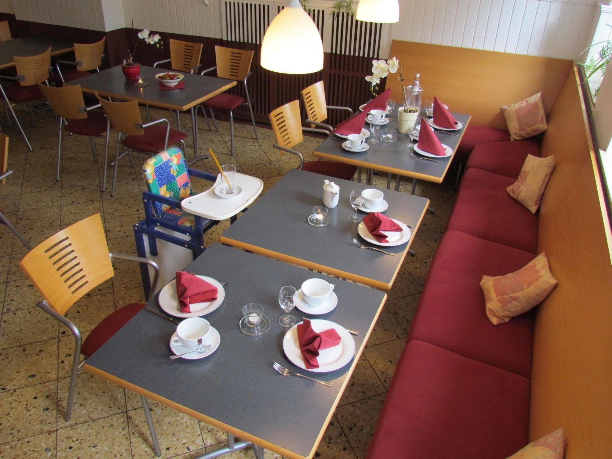Hotel Stadt Mainz Schwabenheim an der Selz エクステリア 写真