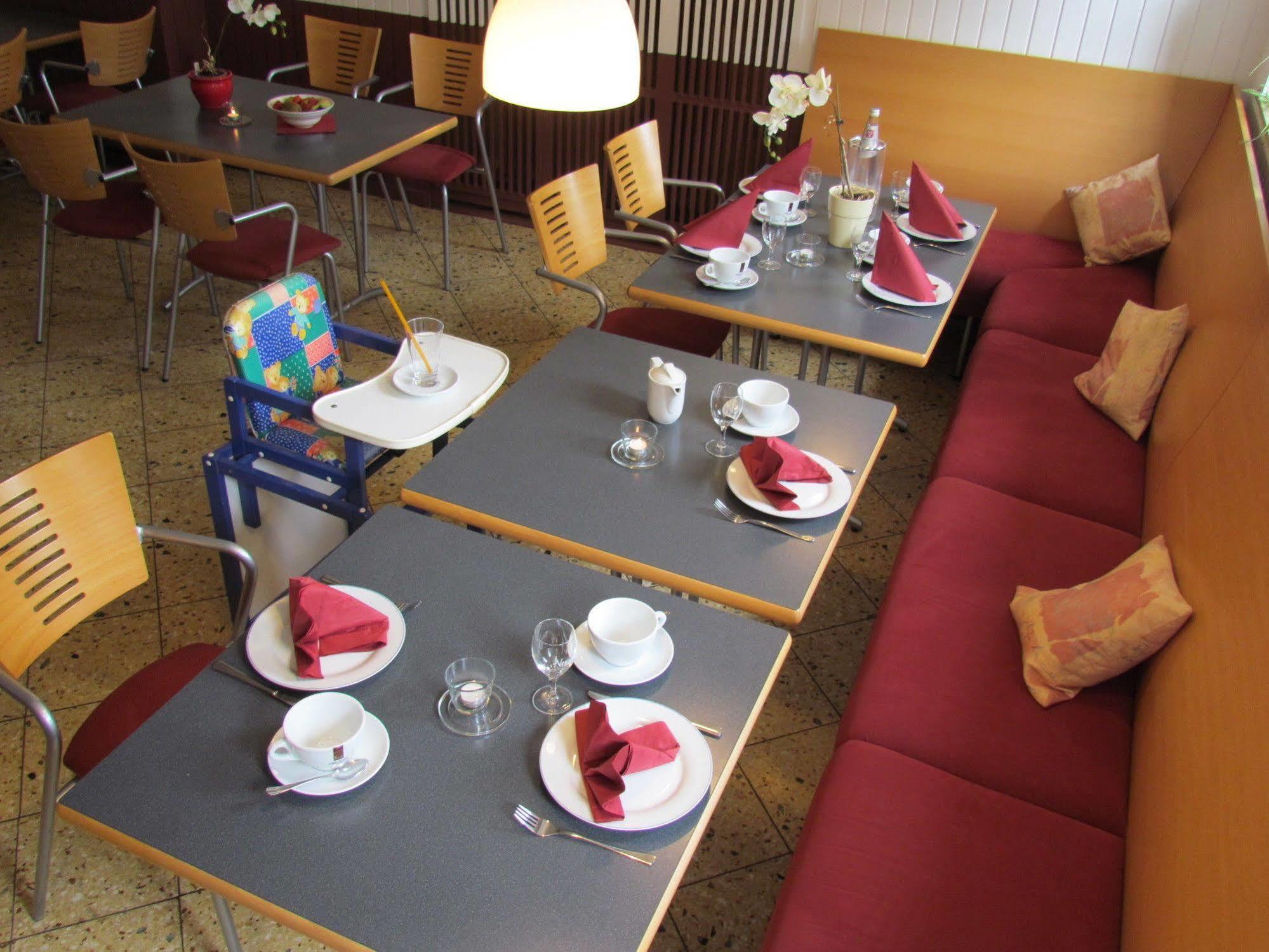 Hotel Stadt Mainz Schwabenheim an der Selz エクステリア 写真