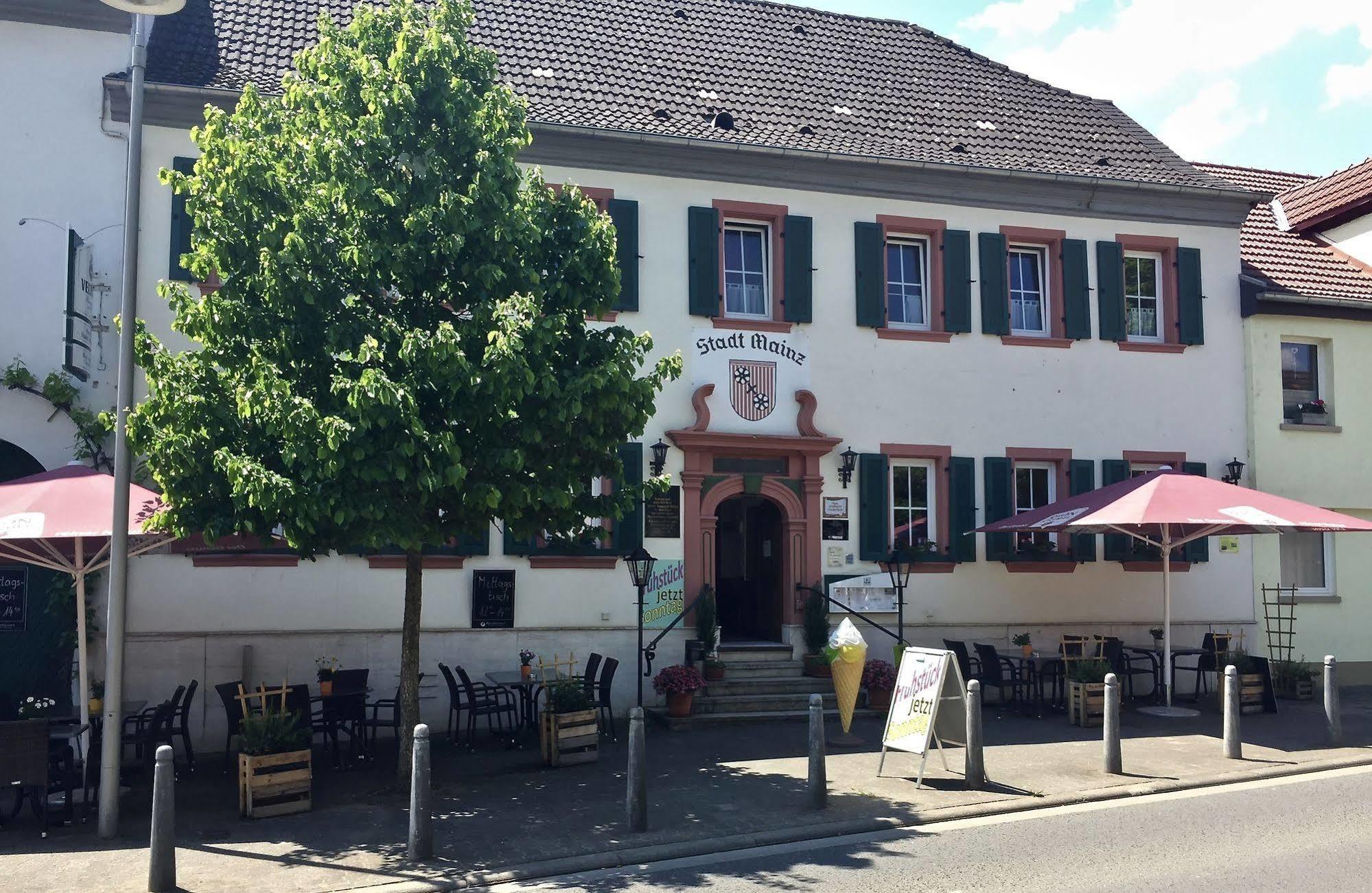 Hotel Stadt Mainz Schwabenheim an der Selz エクステリア 写真